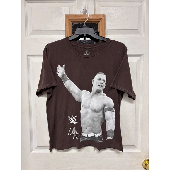 WWE John Cena Hustle Loyalty Respect Mens XL Brown T Shirt Wrestling cropped - Picture 1 of 7
